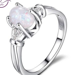 **Oval Opal Ring  Silver 925